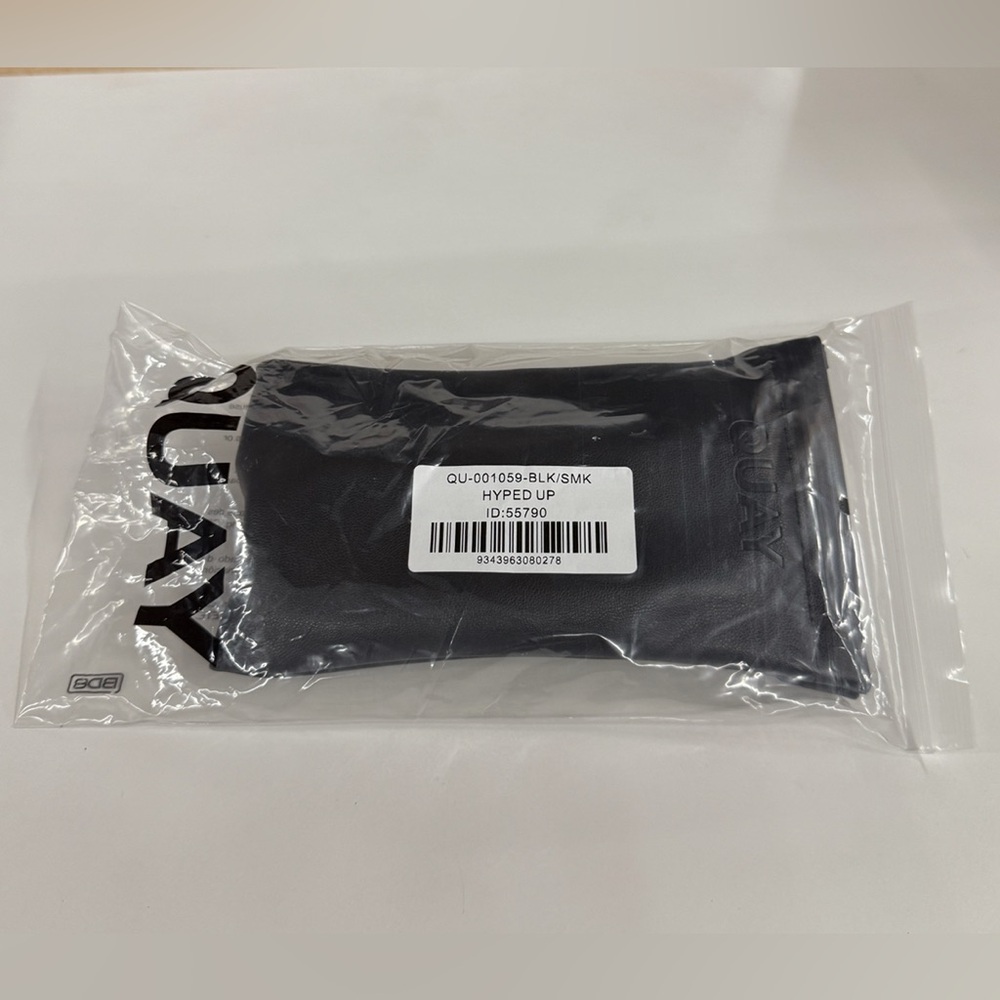 Quay hyped up black / smoke sunglasses - Picture 9 of 9